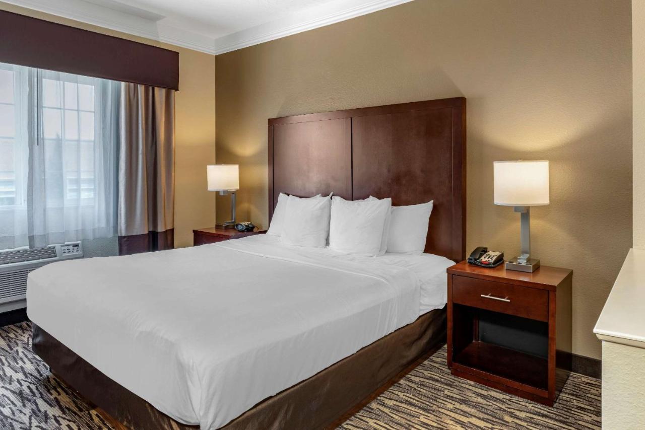 Comfort Suites Salem Exteriér fotografie