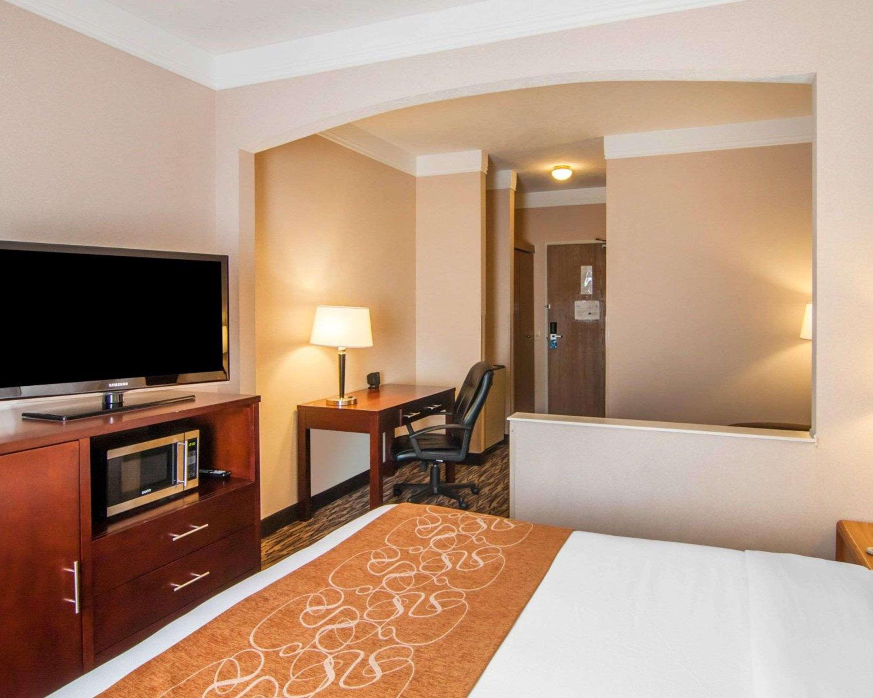 Comfort Suites Salem Exteriér fotografie