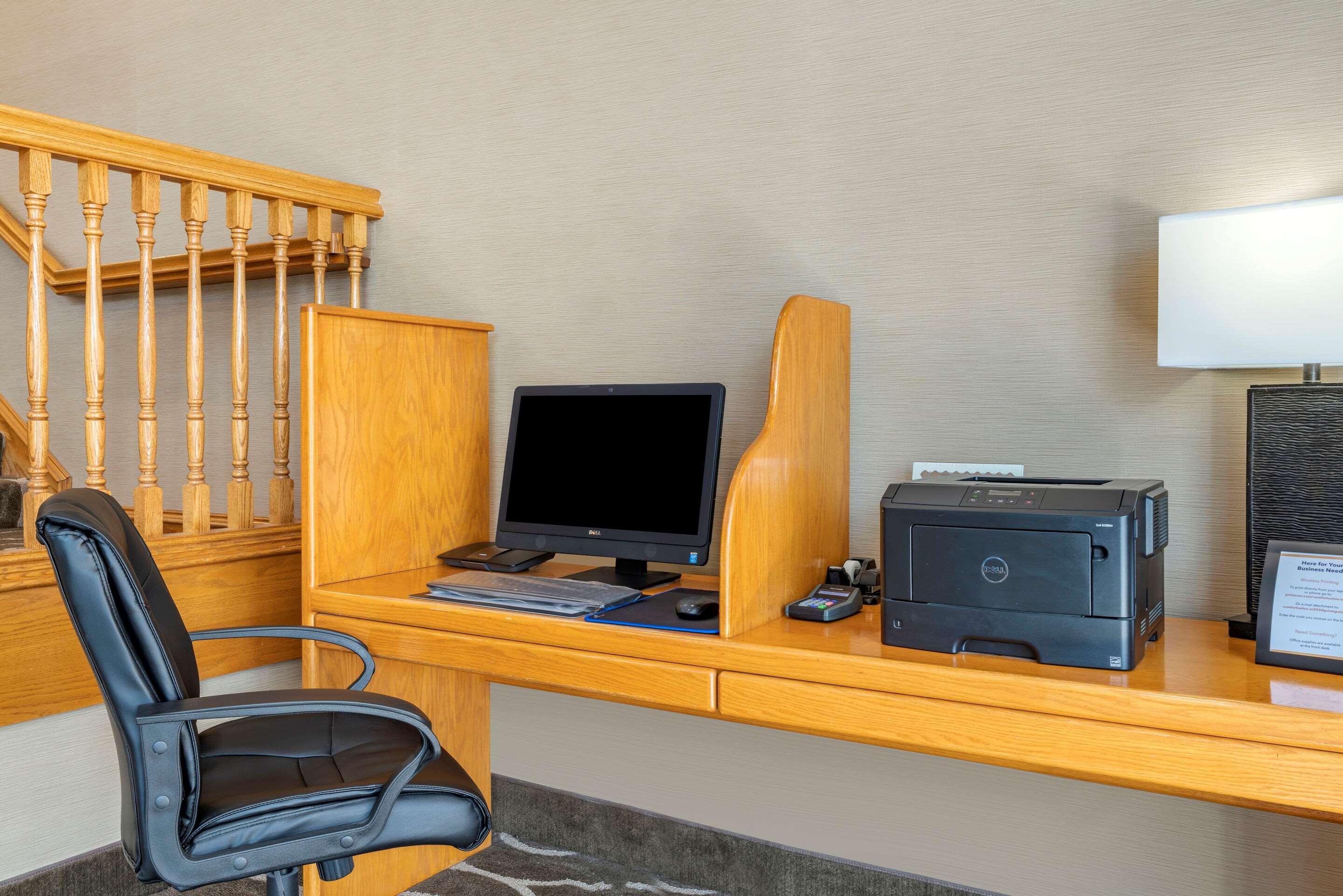 Comfort Suites Salem Exteriér fotografie