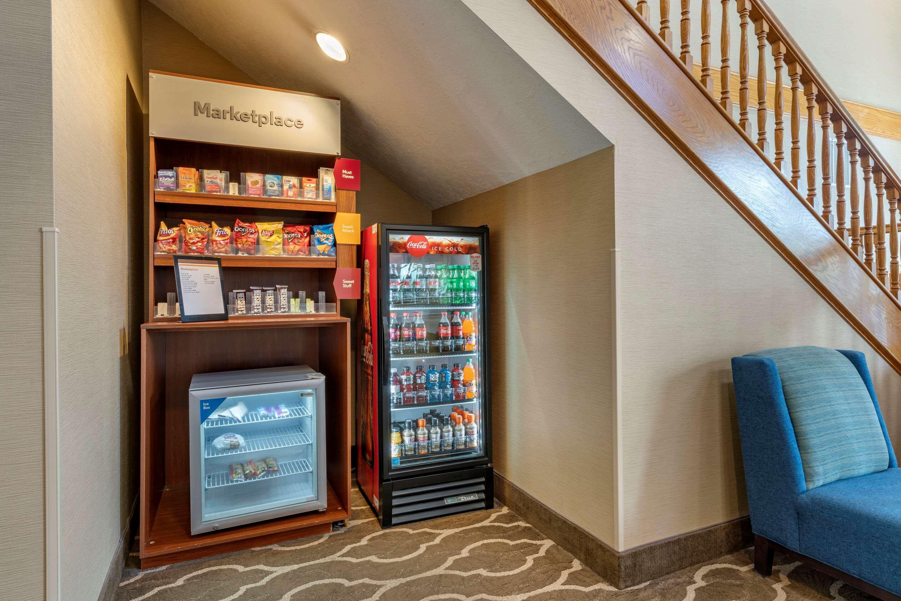 Comfort Suites Salem Exteriér fotografie
