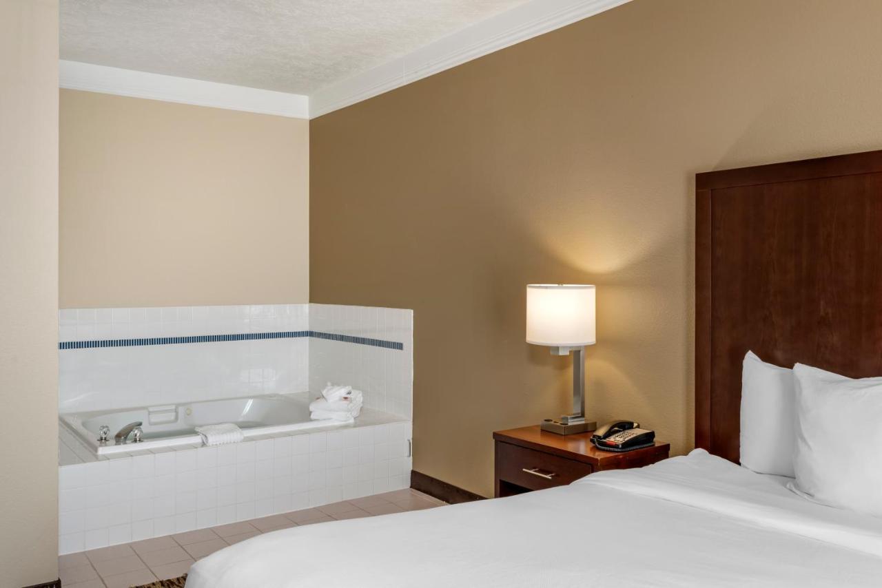 Comfort Suites Salem Exteriér fotografie