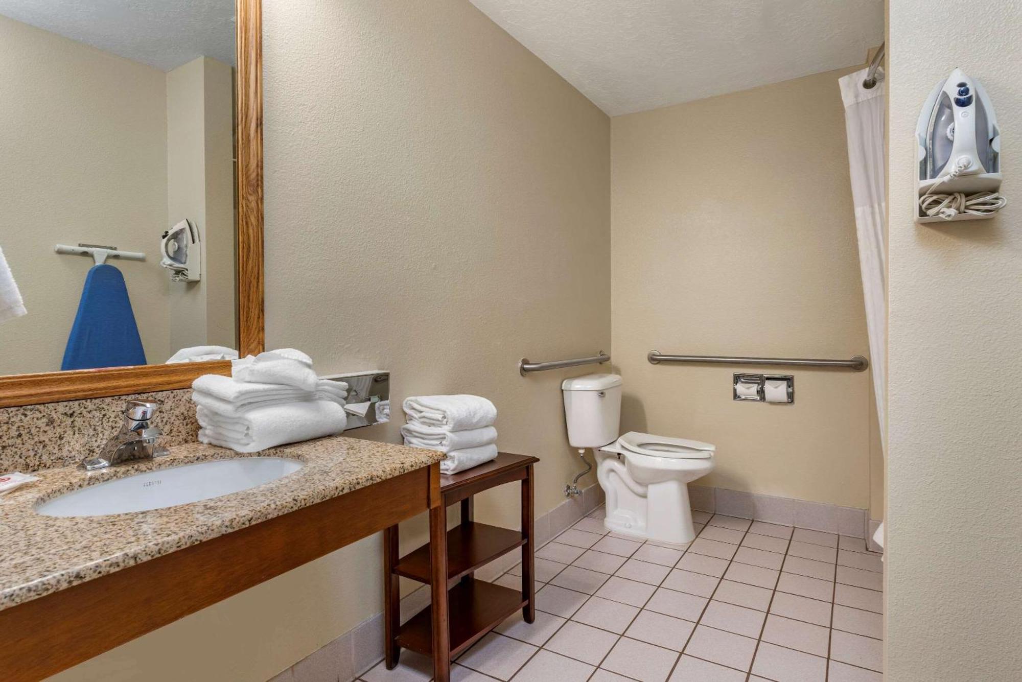 Comfort Suites Salem Exteriér fotografie